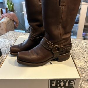 EUC. FRYE harness boot size 8 1/2